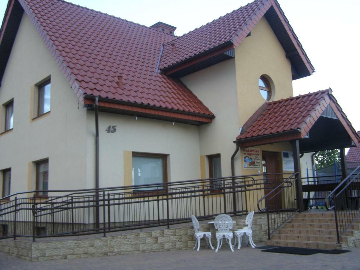Gosciniec W Ogrodzie Apartment Brusy Exterior foto